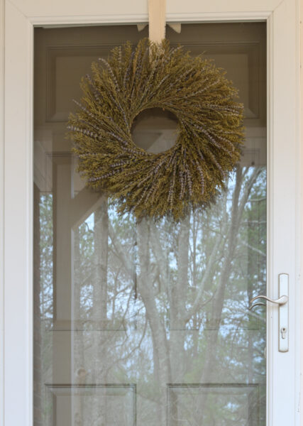 How To Hang A Wreath On A Glass Door Without A Nail