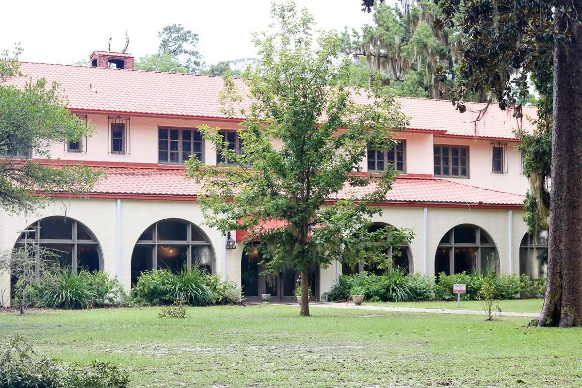 BEAUTIFUL OLD WAKULLA SPRINGS LODGE HISTORY & DESIGN