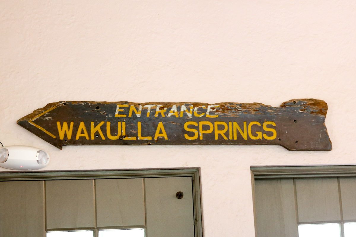 Wakulla Springs Lodge old sign