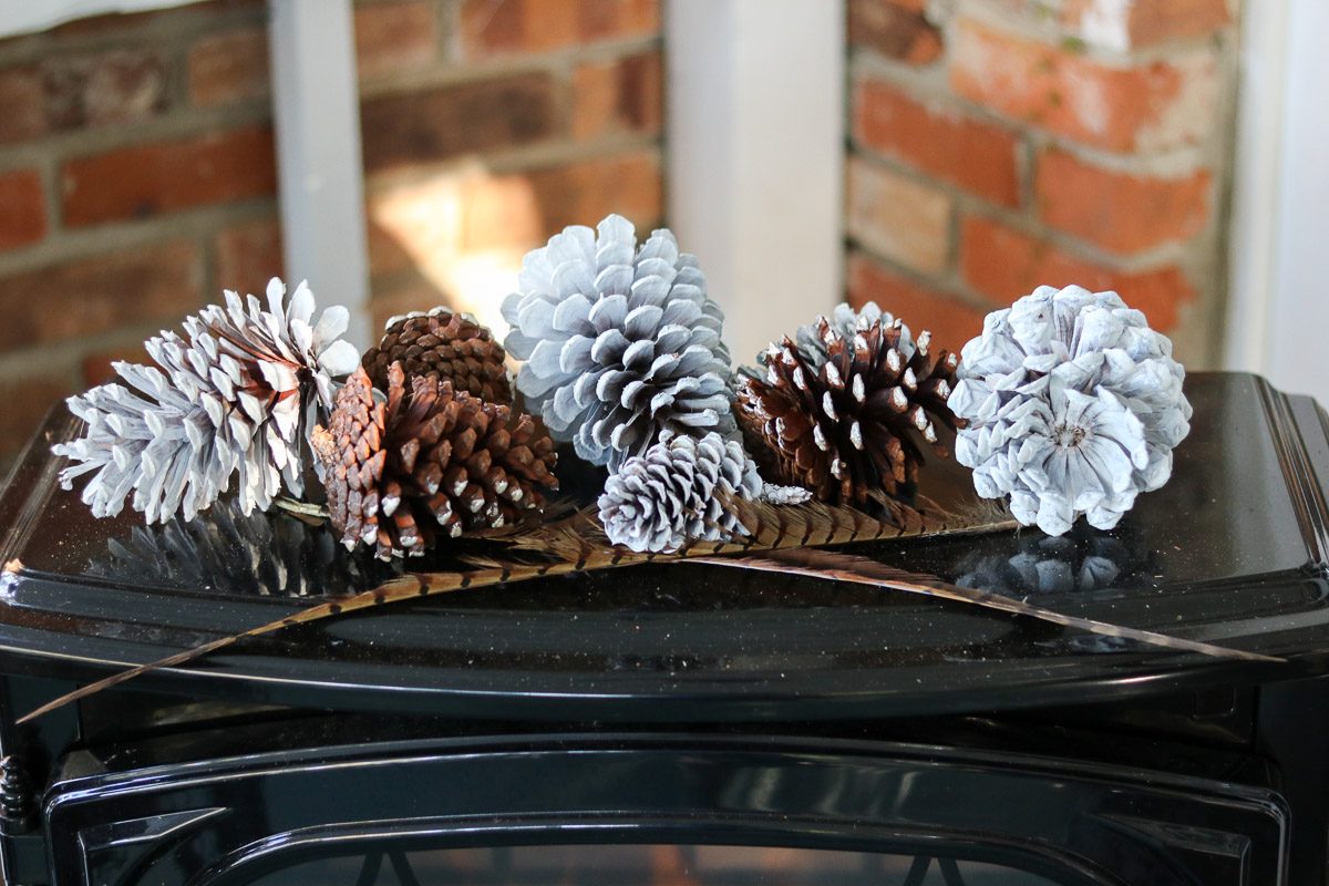 hygge thanksgiving table pinecones