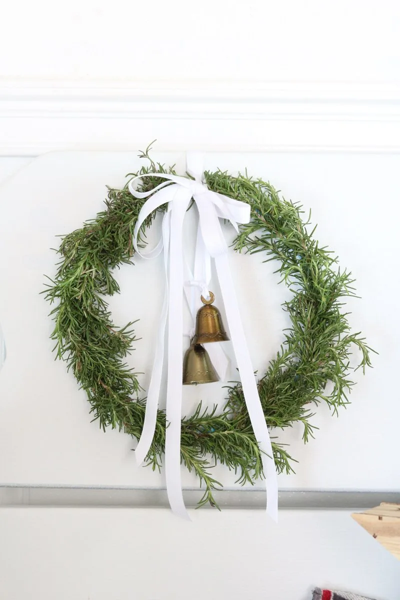 Christmas entry that brings holiday cheer wreath