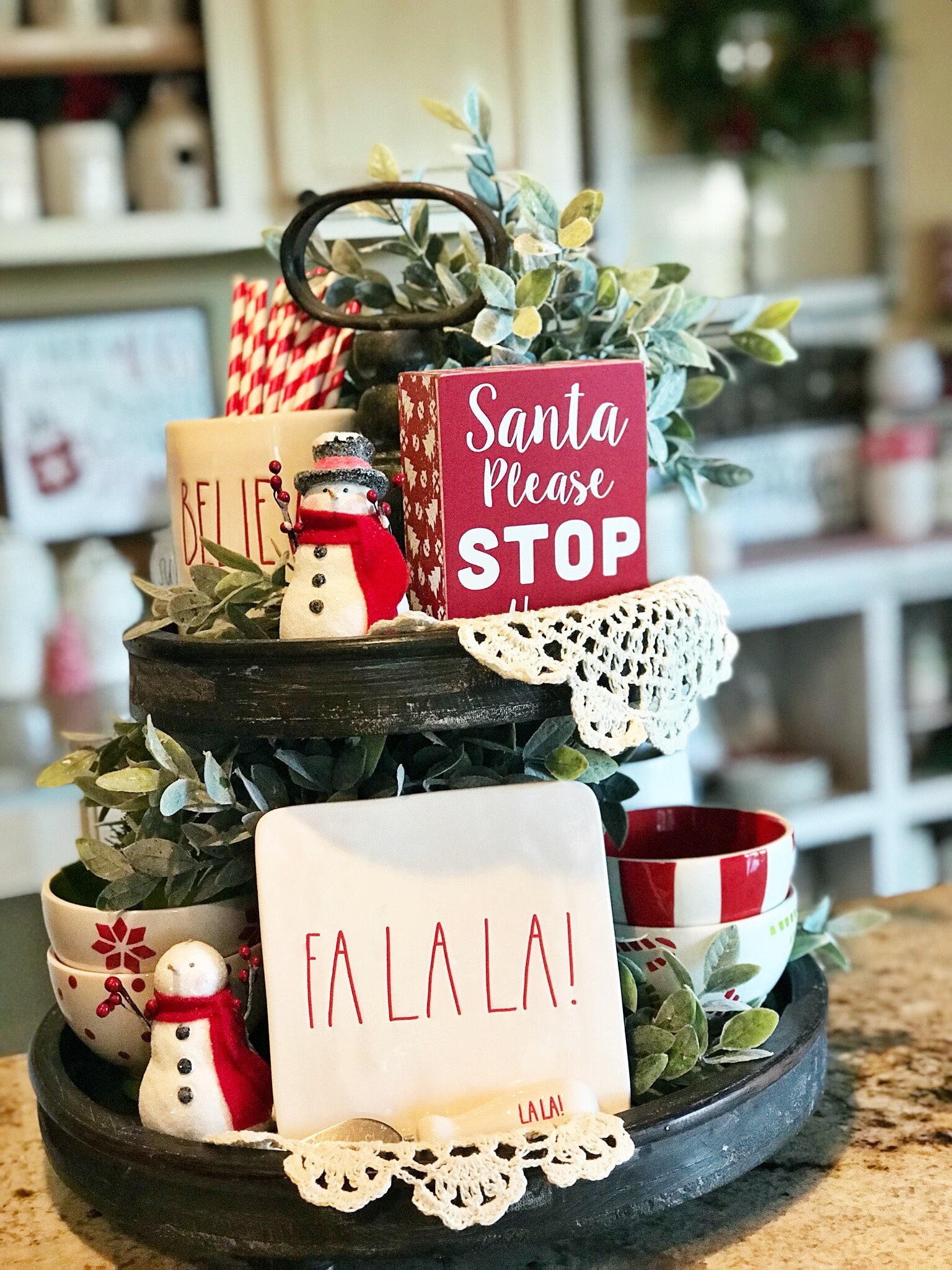 CHRISTMAS TIERED TRAY DECOR IDEAS FOR A JOLLY HOLIDAY