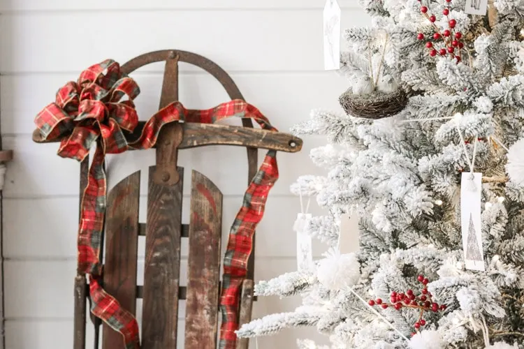 IDEAS FOR RUSTIC OUTDOOR CHRISTMAS DECORATIONS