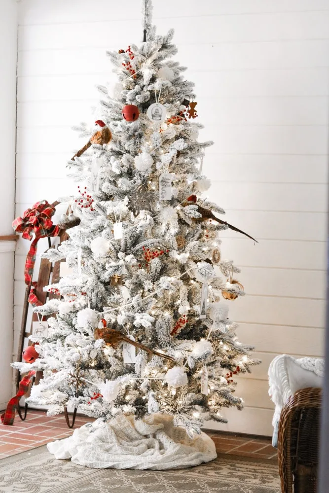 Forest Themed flocked Christmas Tree Ideas