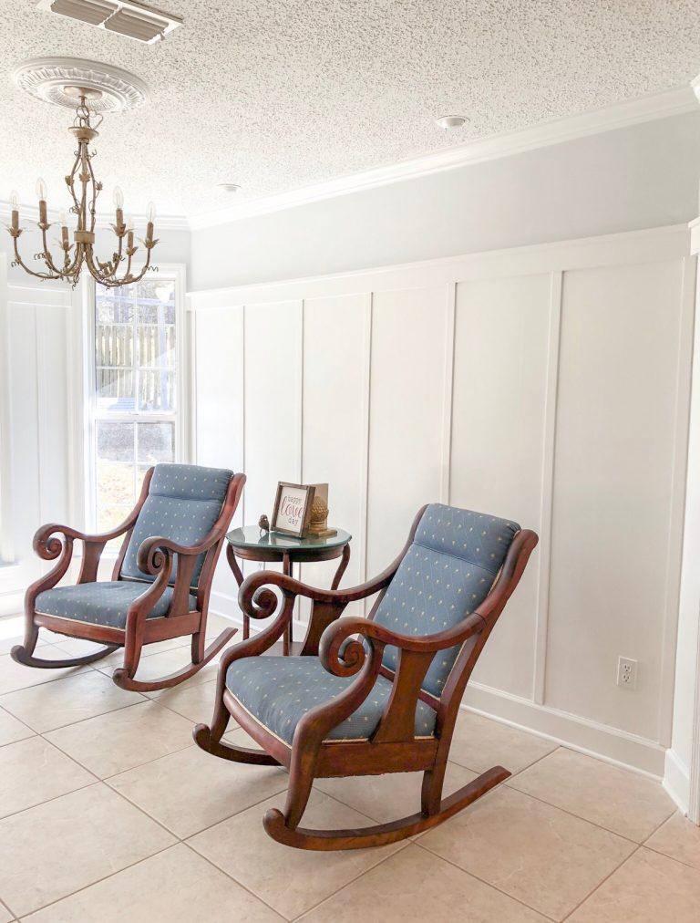 EASY DIY FARMHOUSE STYLE WAINSCOTING