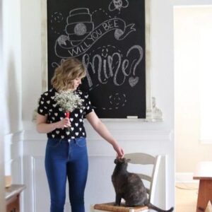 February chalkboard ideas with Valentine day messages and quotes