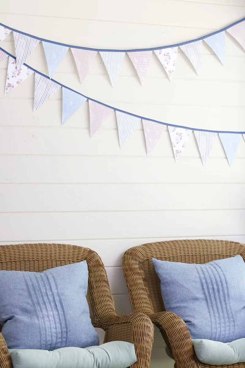 4th of July decor ideas on the back porch pennant banner