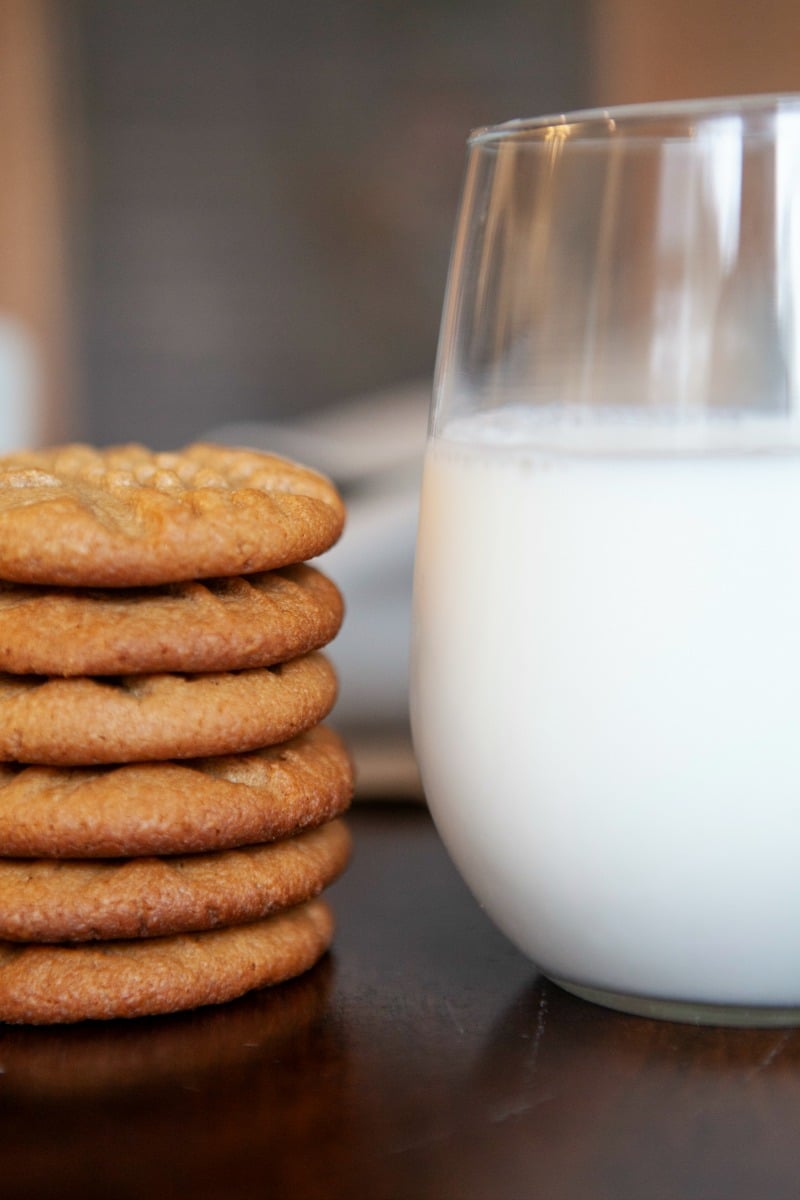 Moscato Mom Keto Peanut Butter Cookies