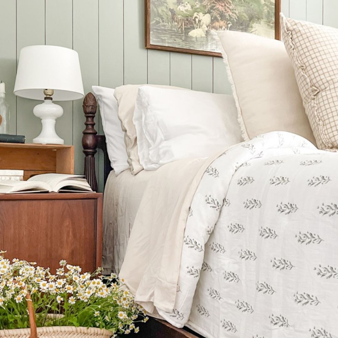 Neutral Bedroom Decor Ideas: Start Neutral, Then Add Color