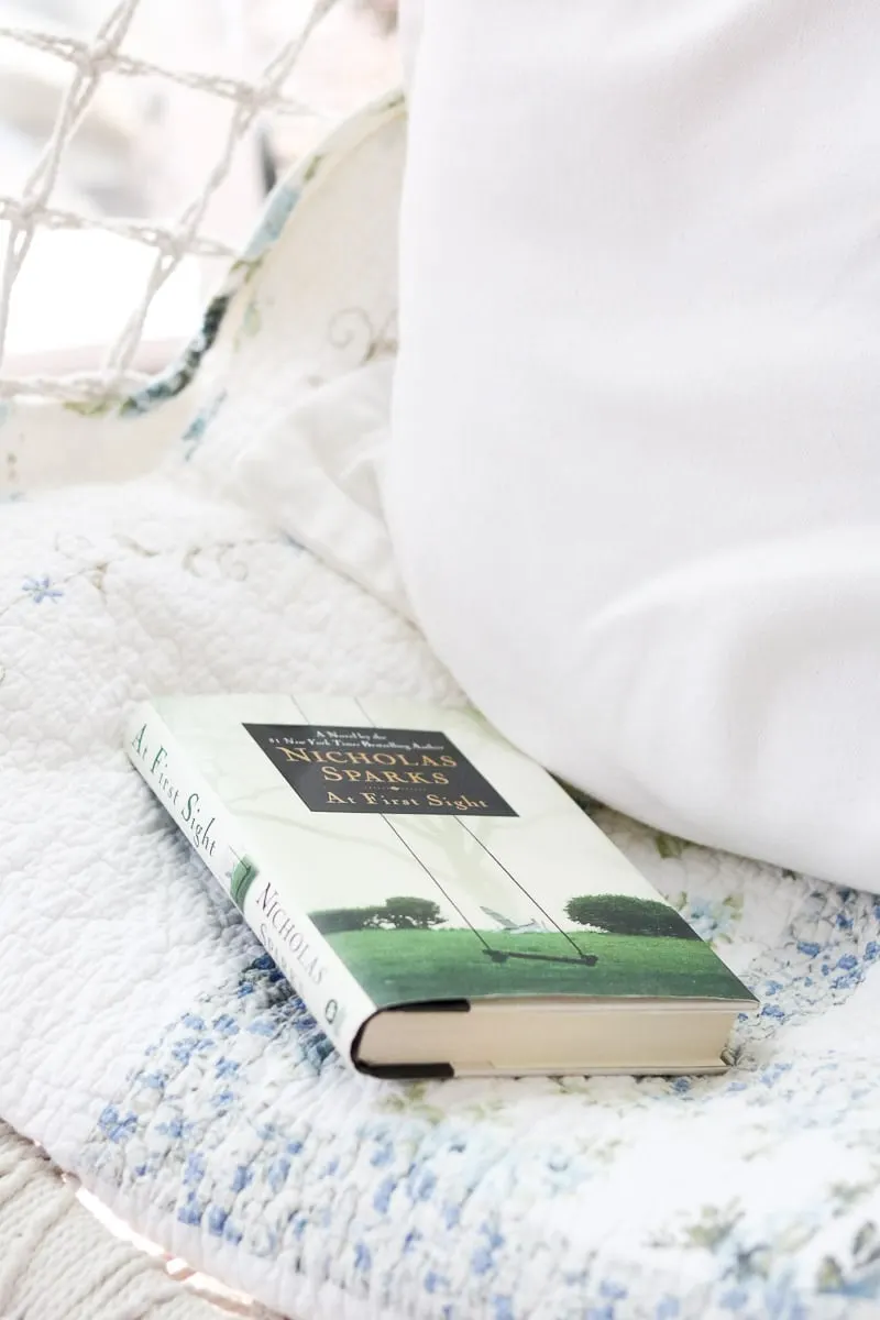 reading nook pillow and blanket