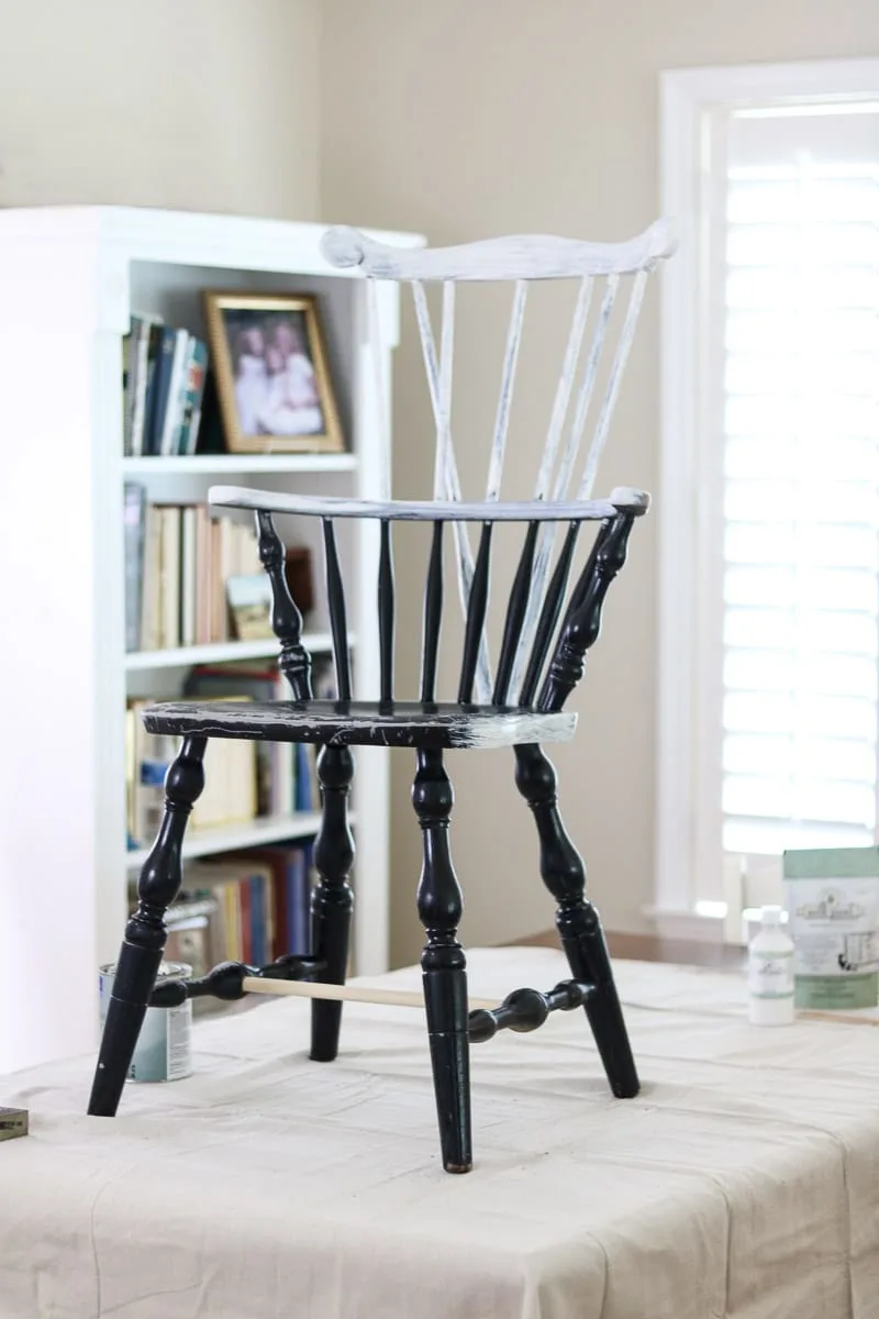 How to paint with milk paint over a painted chair using extreme bond primer by Sherwin Williams