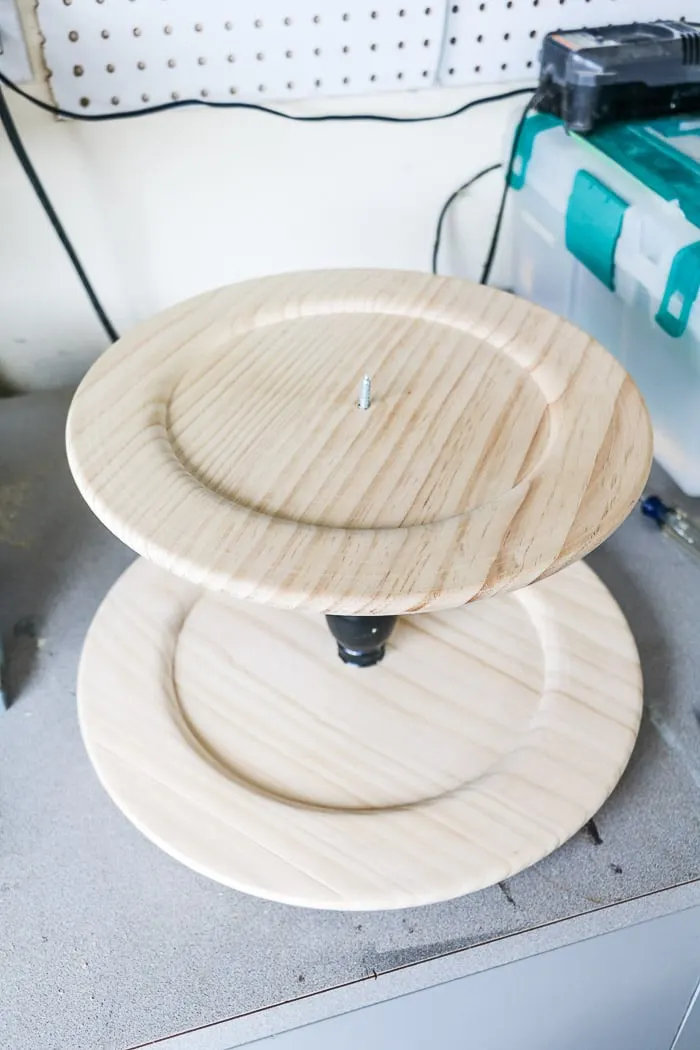 How to make a tiered tray showing the screw coming through the plate