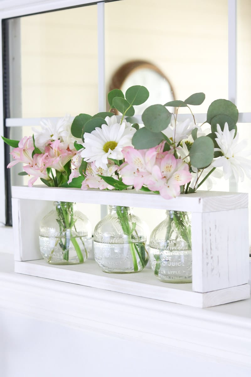 Martinelli jar vase DIY window display