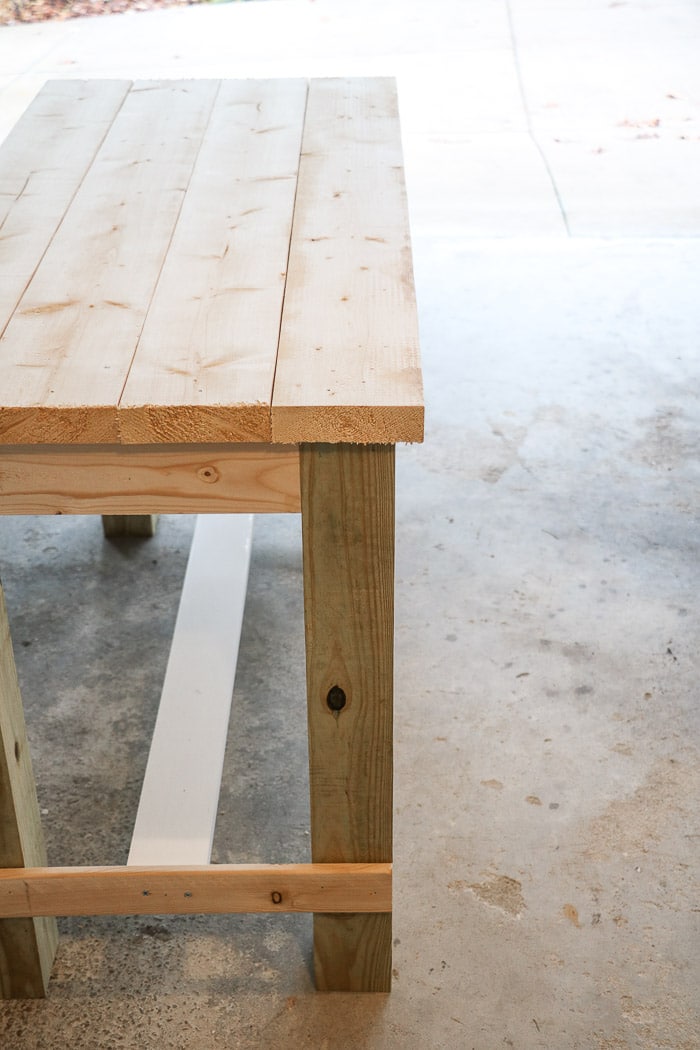 How to build a farmhouse table.