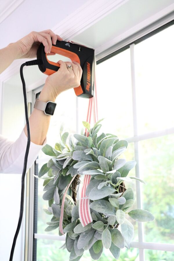 HOW TO HANG WREATHS ON WINDOWS WITH RIBBON