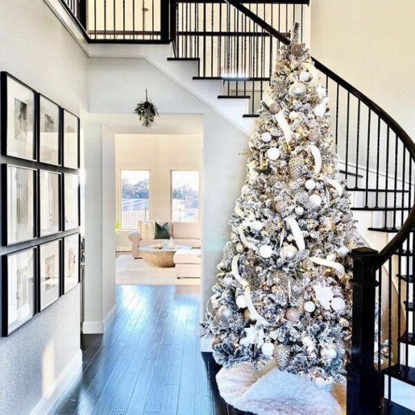 WHITE CHRISTMAS TREE IDEAS - LIFE ON SUMMERHILL