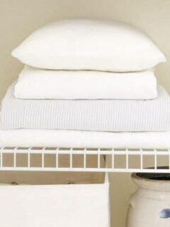 HOW TO FOLD BED SHEETS NEATLY