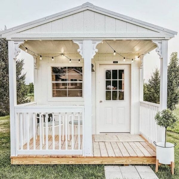 Cottage Style She Shed Ideas for the Perfect Getaway