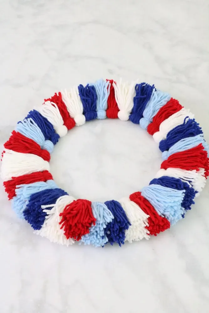 DIY yarn wreath