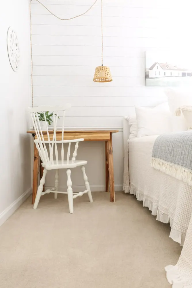 Cheap small bedroom ideas using thrifted items