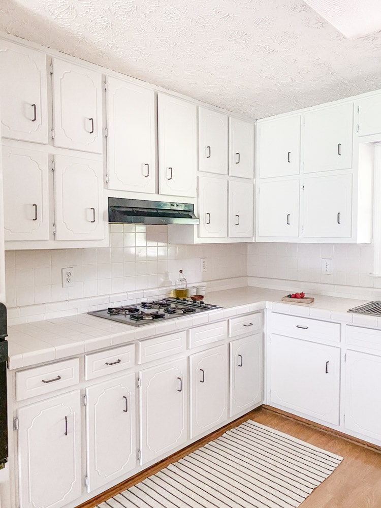 How To Paint Cabinets Without Sanding, Can You Paint Cabinets Without Sanding Them
