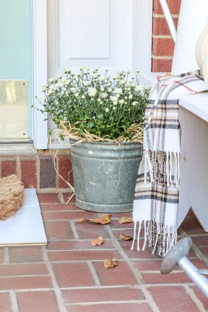 Cheap fall decorations for a front porch