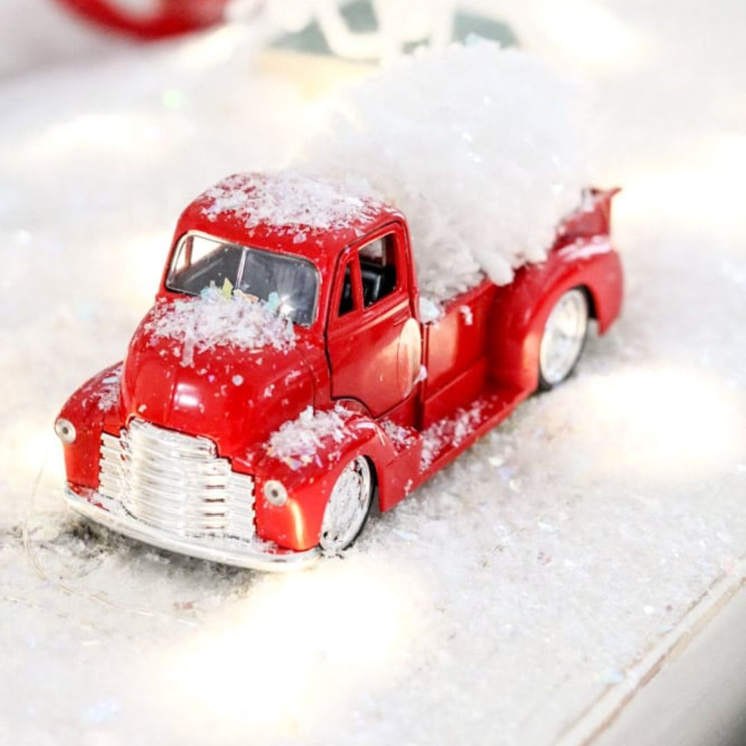 VINTAGE TRUCK CHRISTMAS DECOR IDEAS