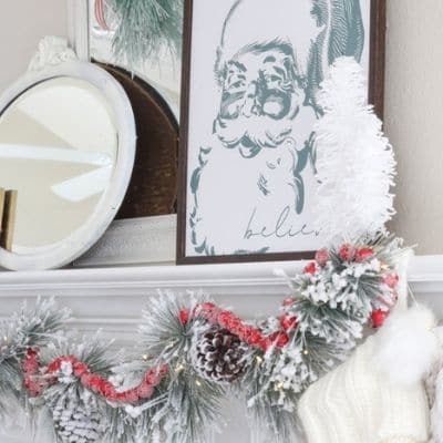 Christmas Mantel Ideas that will Knock your Christmas Stockings Off