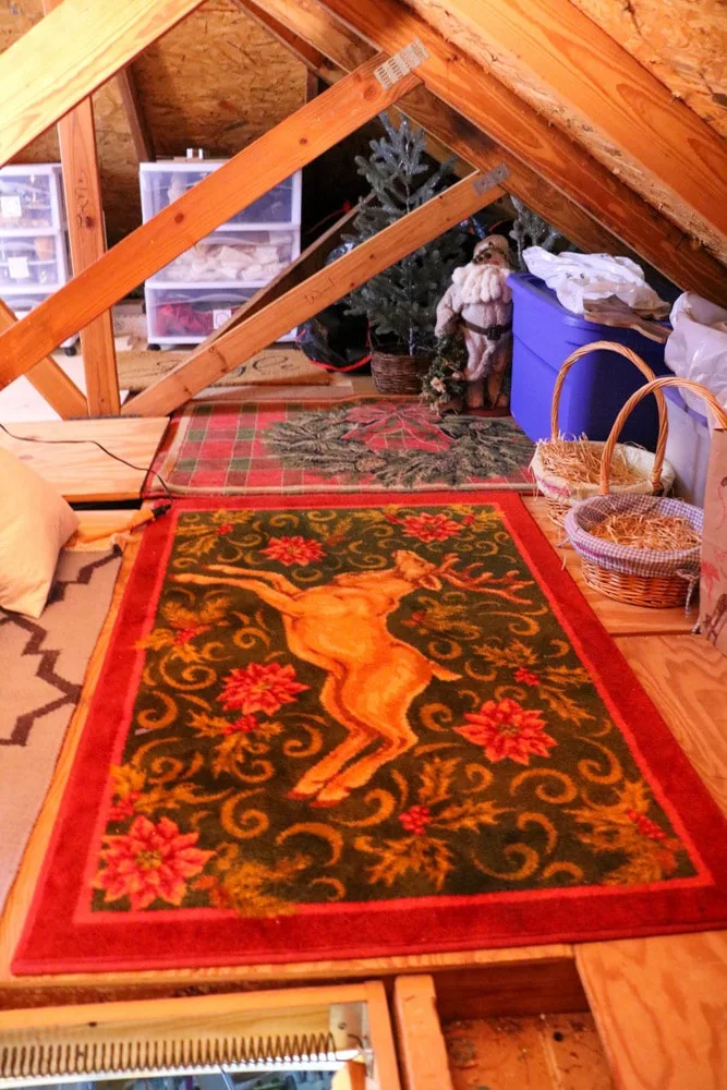 Store Christmas rugs and mat on the floor of your attic