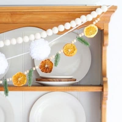 How to dry orange slices to make decorations