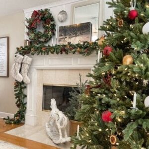 Cottage farmhouse Christmas mantel decorating idea