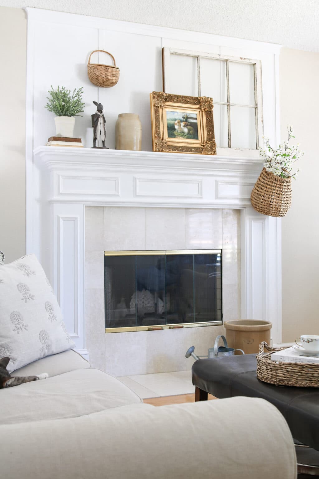 Decorating a Mantel for Spring that is Easy and Inspiring