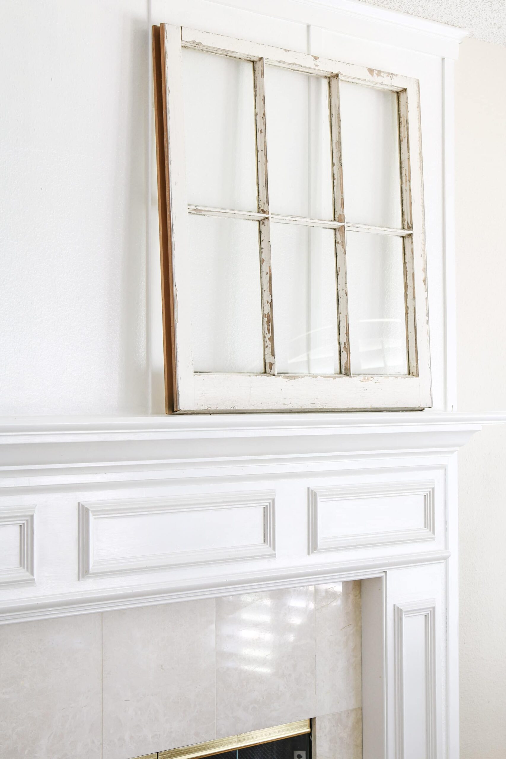 Decorating a Mantel for Spring that is Easy and Inspiring