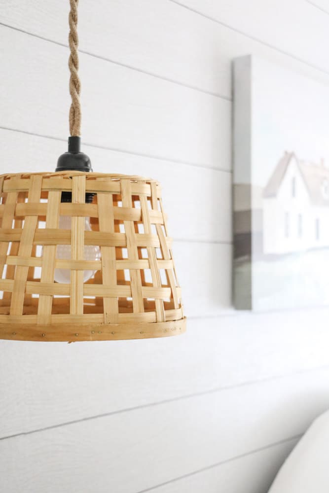 Hanging basket light