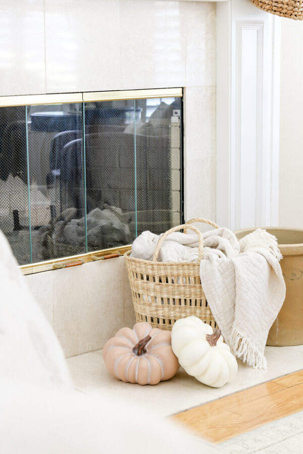 9 Easy Fall Basket Decorating Ideas for Every Room