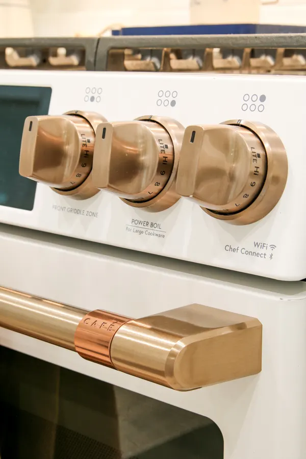 Copper accent on a ge cafe gas range