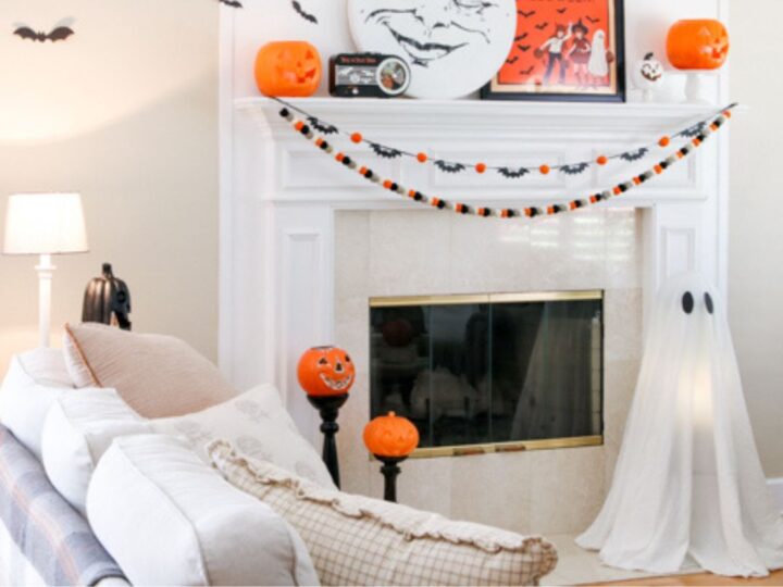 DIY Sheet Ghost Halloween Decoration in 4 Simple Steps