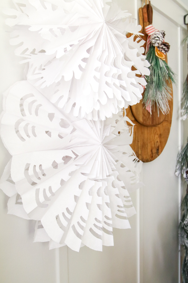 Printable patterns for paper snowflakes