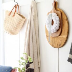 How to make a pom pom wreath