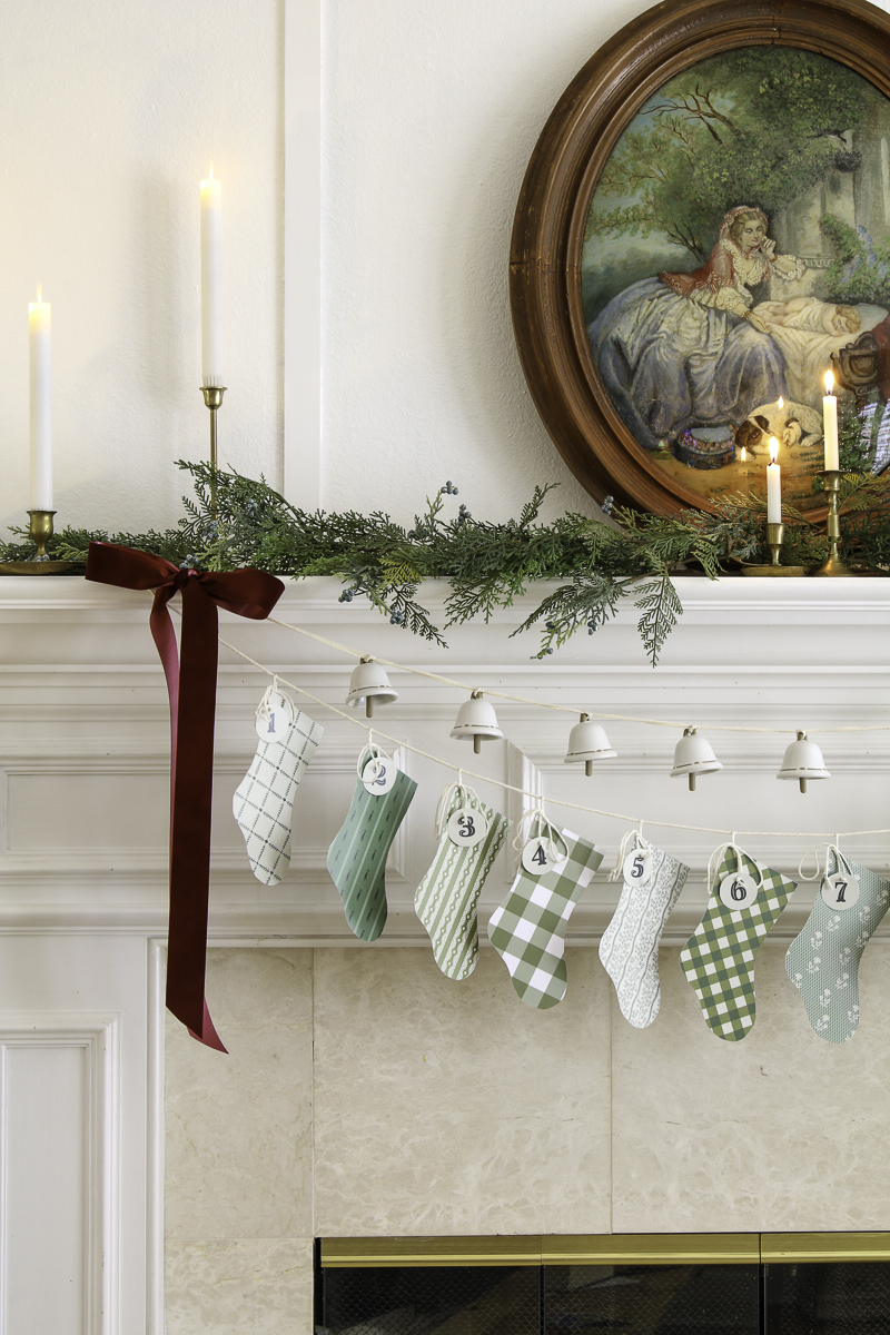 Advent calendar printable stocking garland DIY