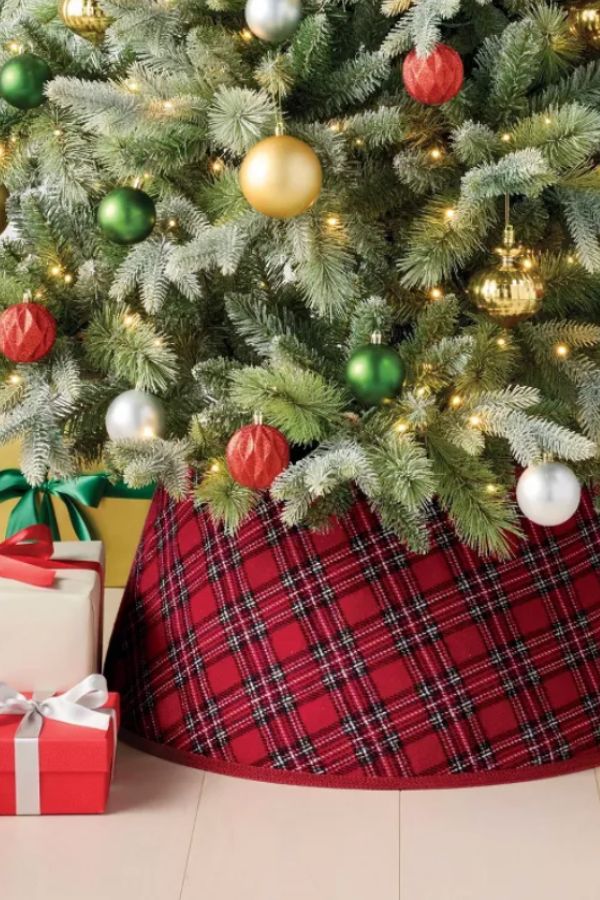 Ralph Lauren style Christmas tree color.  Red and black tartan tree base.