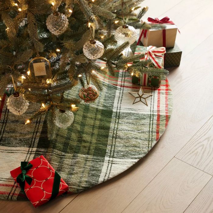 Beautiful Hearth and Hand by Joanna Gaines Christmas tree skirt in Christmas plaid