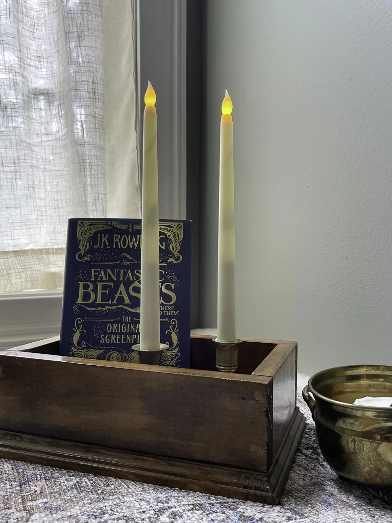 Harry Potter themed room using Fantastic beasts book