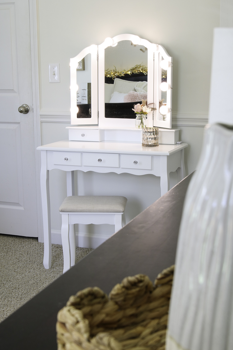 Preteen boho minimalist bedroom white vanity with lights