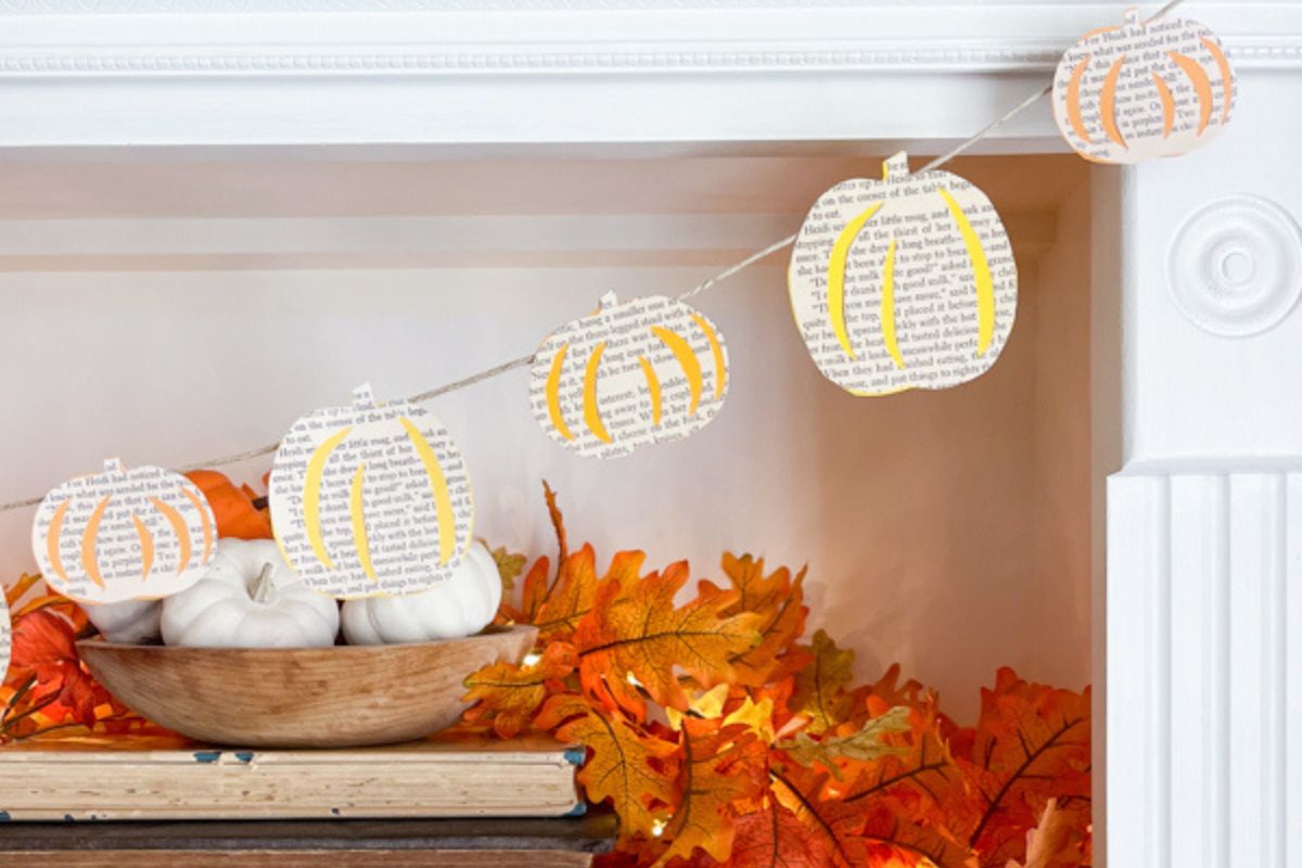 DIY Paper pumpkin garland
