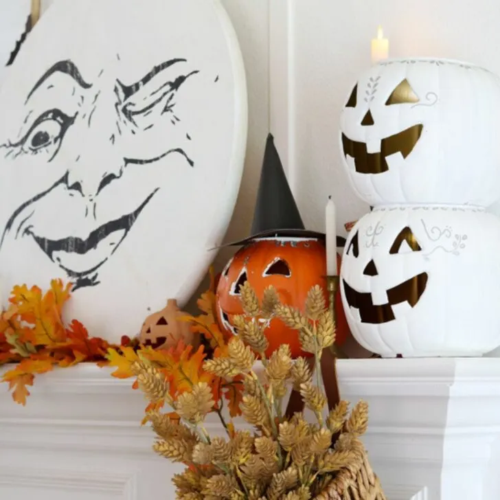 Decorating with jack o lanterns