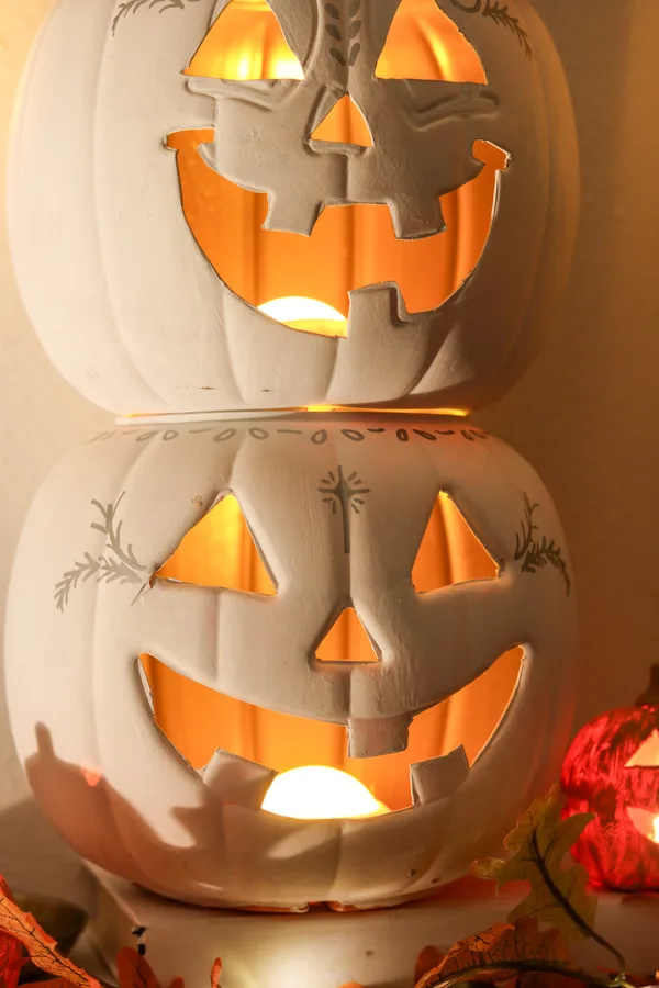 Amazon battery powered candles for jack o lanterns