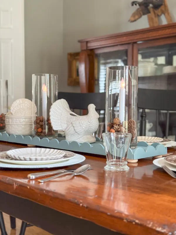 Thanksgiving Long Table Centerpiece and Table Setting Idea