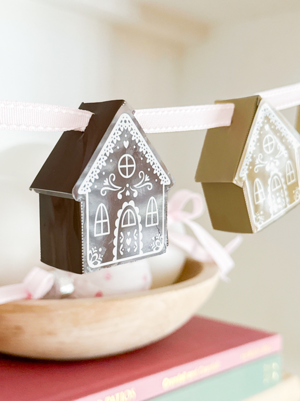 Paper gingerbread house decoration