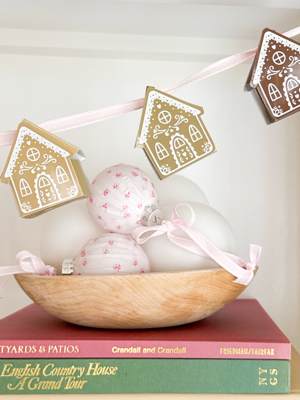 DIY gingerbread house garland made from paper